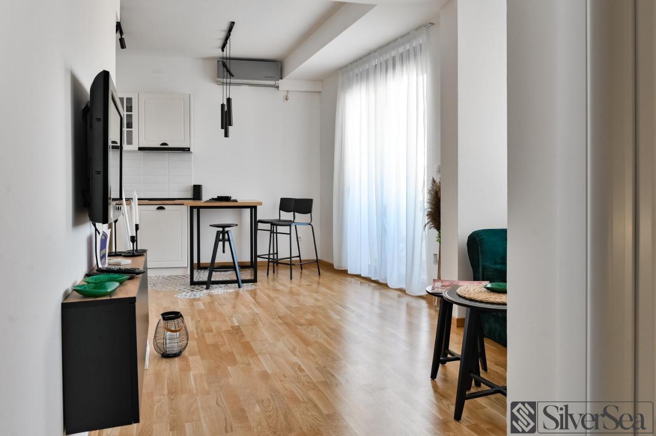 Silversea Apartman Sabac Bagian luar foto