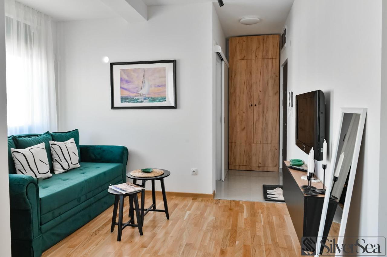 Silversea Apartman Sabac Bagian luar foto