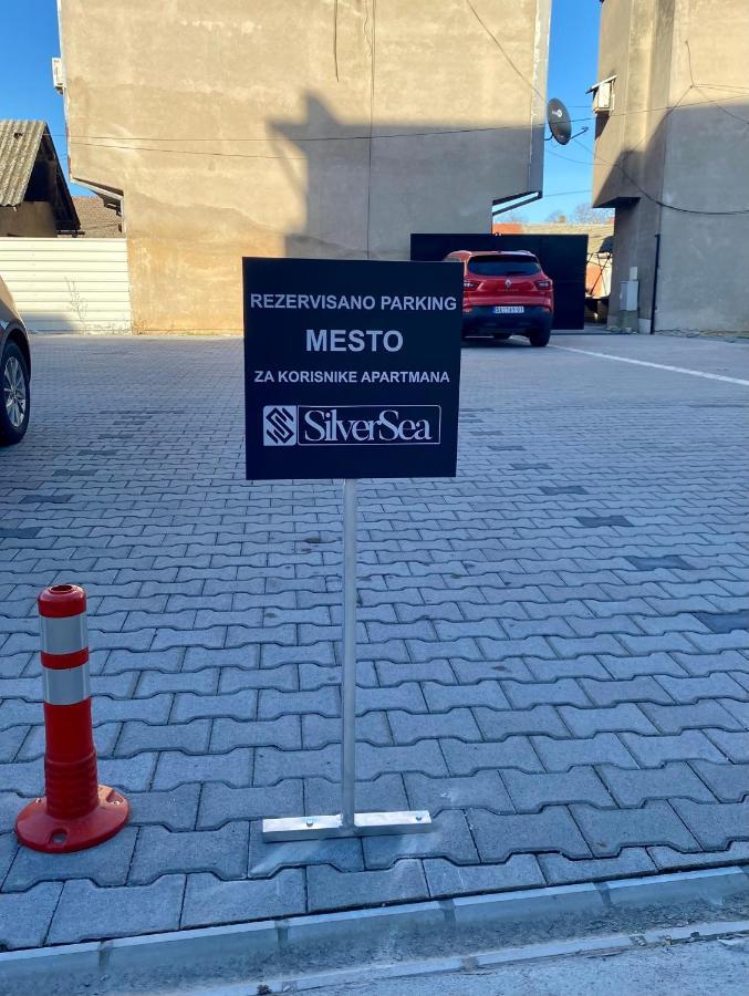 Silversea Apartman Sabac Bagian luar foto