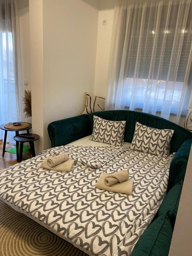 Silversea Apartman Sabac Bagian luar foto