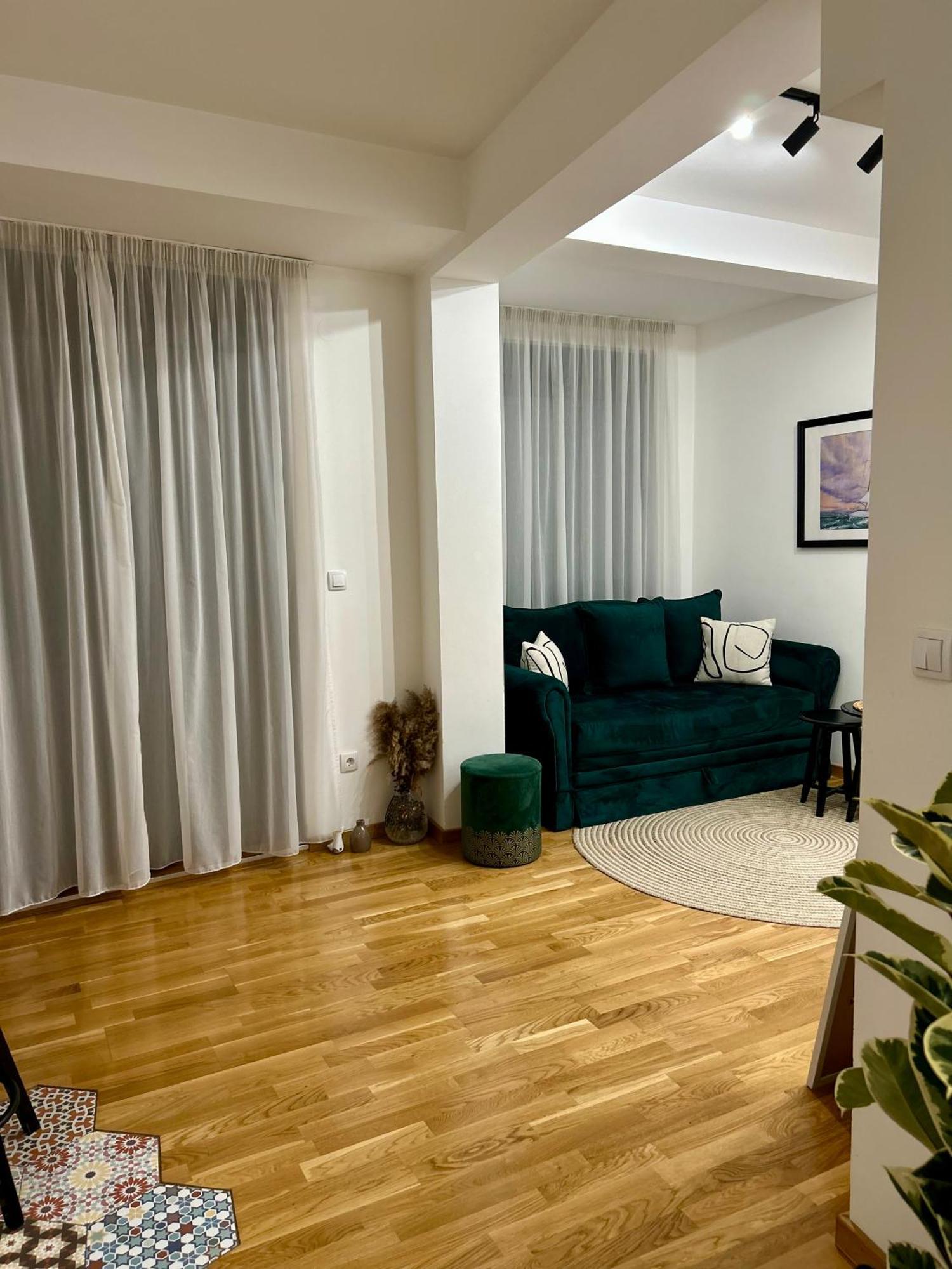 Silversea Apartman Sabac Bagian luar foto